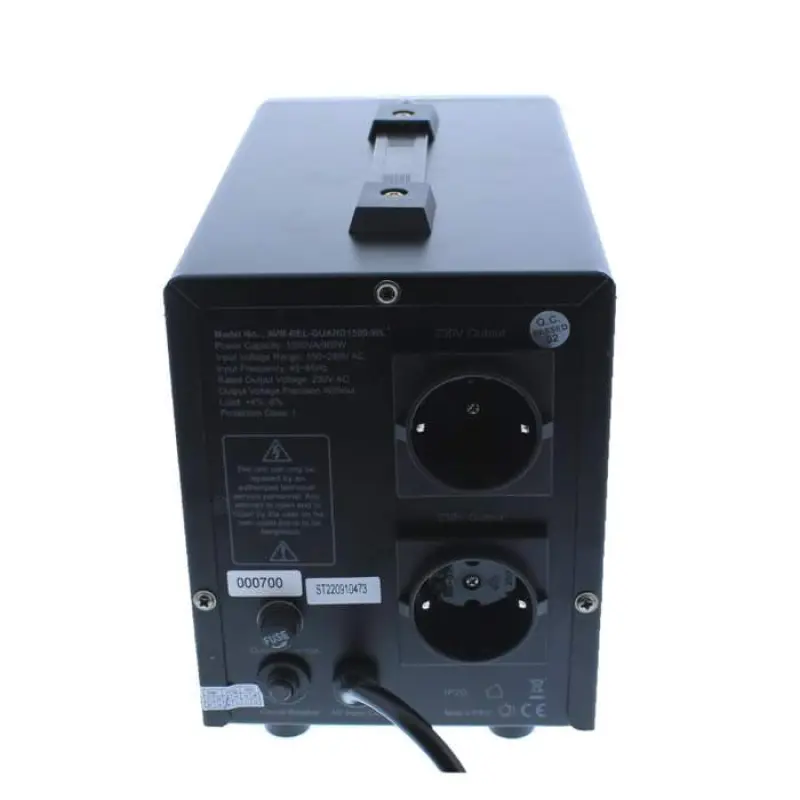 Stabilizator automat de tensiune cu releu 1500VA / 900W negru Well AVR-REL-GUARD1500WL 35621