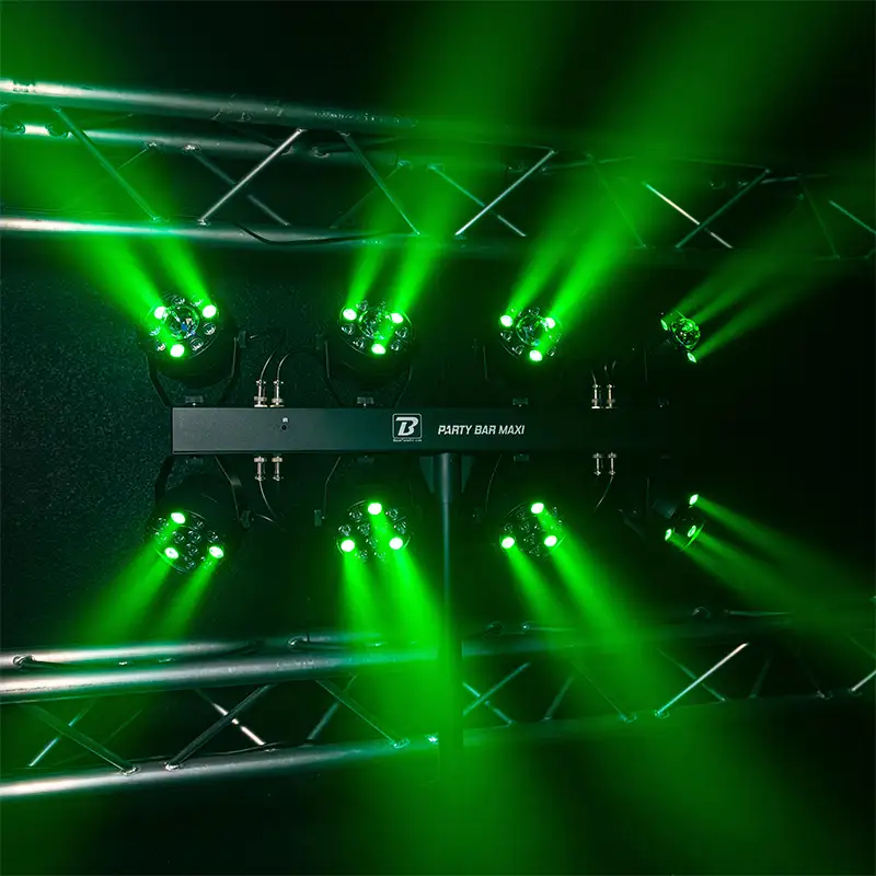 Set 8 PAR-uri 12X1W RGBW + trepied si huse transport PARTYBARMAXI