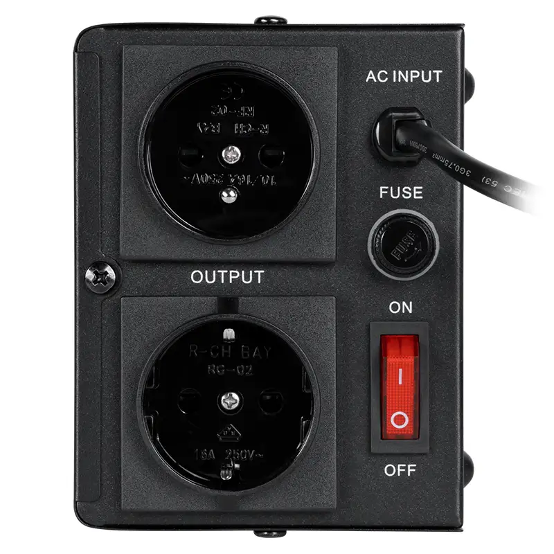 Stabilizator automat de tensiune 500VA AVR perete urz3439-500-w 48720                                                                                                                                   