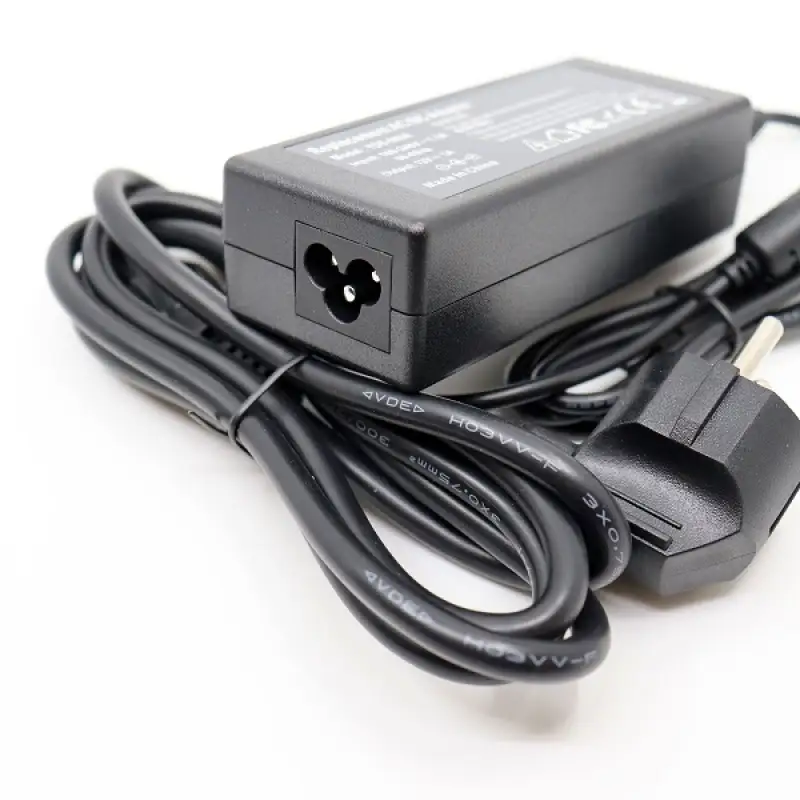 Sursa alimentare YDS 12V/5A,60W cu fir ,carcasa plastic mufa 5.5x2.5mm 41327